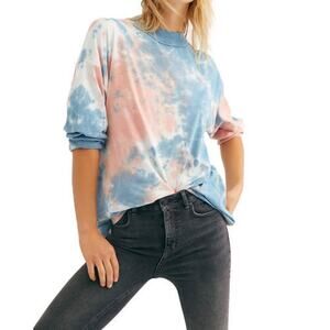 NWT! Free People Be Free Tie-Dyed Long Sleeve T-Shirt  Size Small